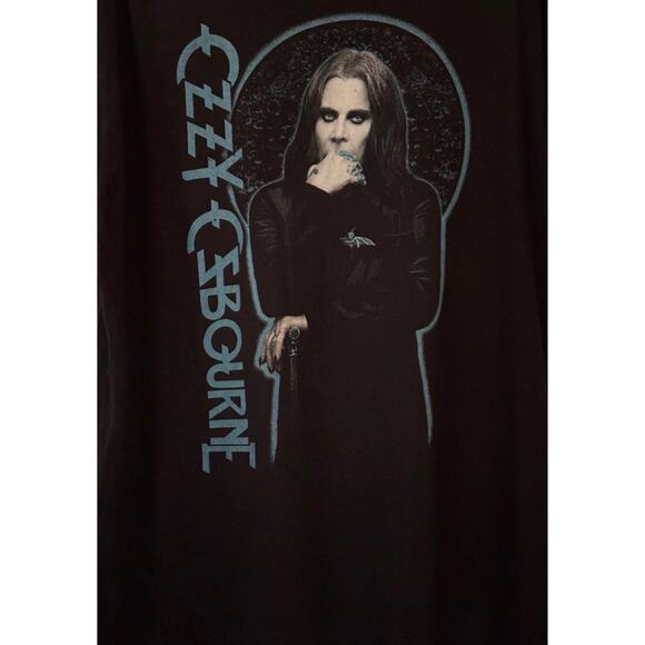 Ozzy Osborne T-Shirt Black Blue Graphic Bat Unisex Music Tee 2XL - Picture 2 of 5